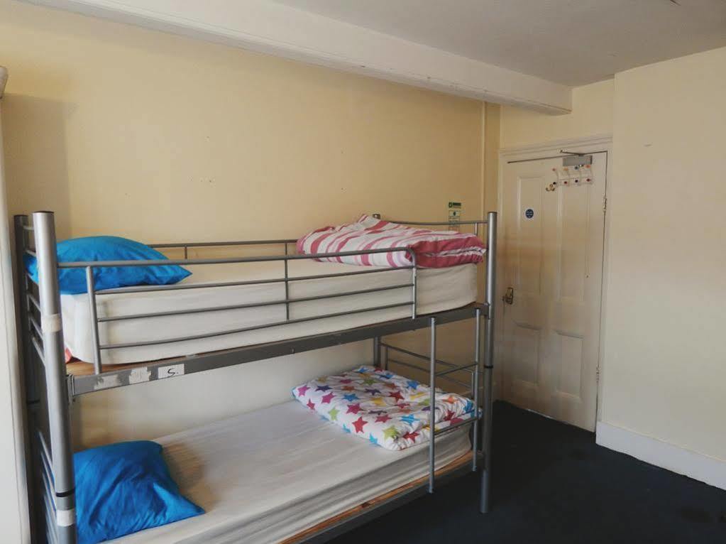 Hootananny Hostel Londra Esterno foto